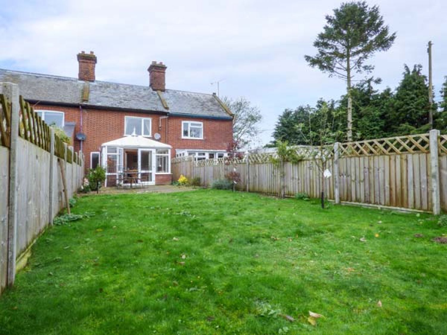 2 Home Farm Cottages from Sykes Holiday Cottages. 2 Home Farm Cottages