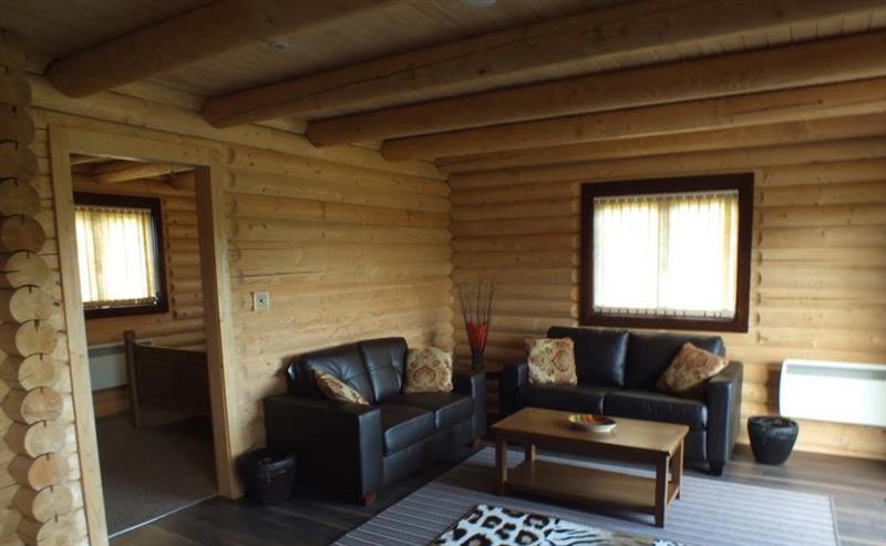 Amur Tiger Lodge From Mulberry Cottages Is In Amur Tiger Lodge In Smarden Sleeps 2 People
