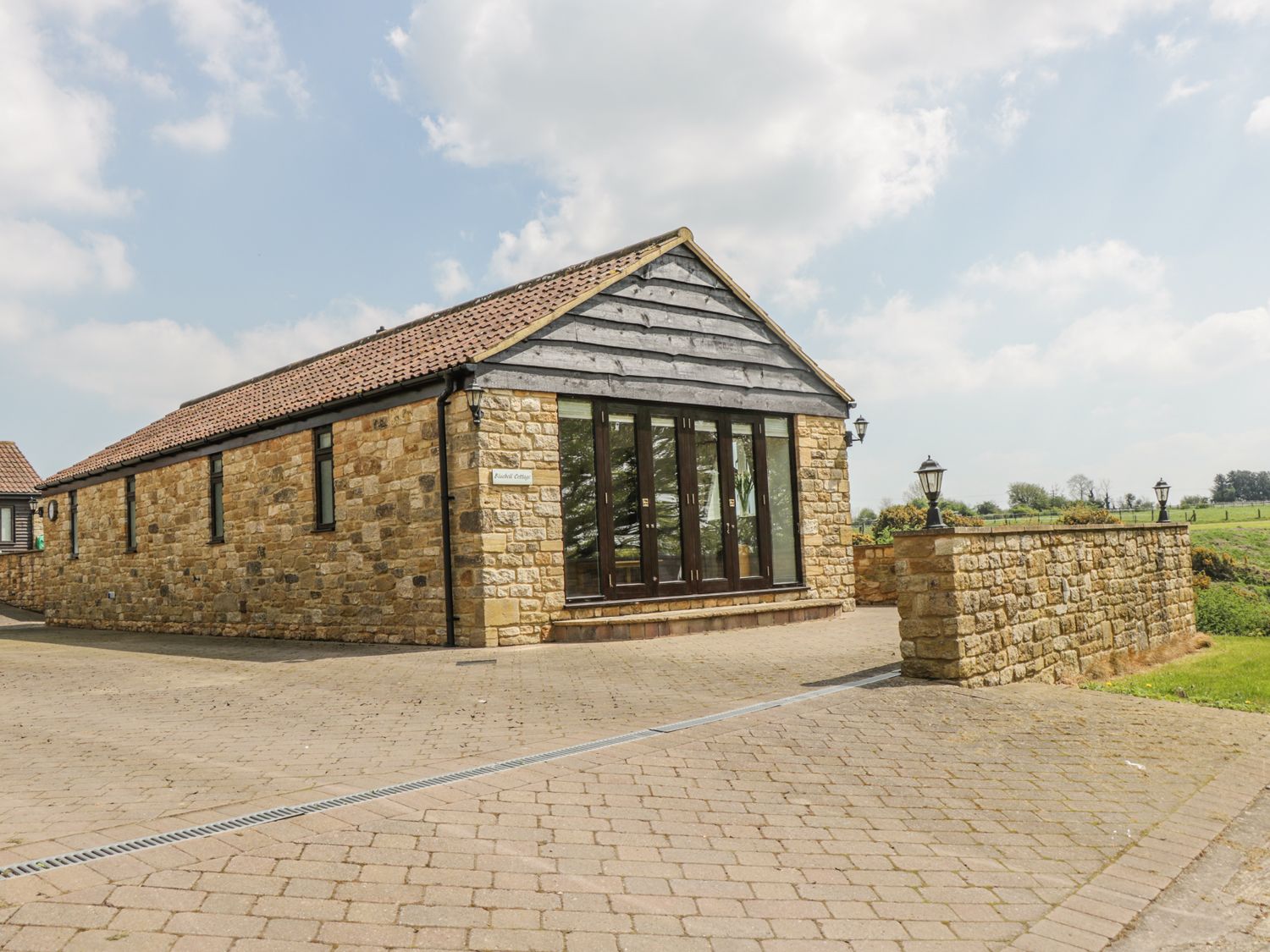 Bluebell Cottage at Honeywood in Higher Odcombe - sleeps 2 people
