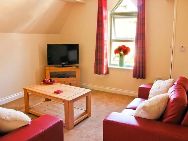 Carisbrooke House, Apartment 6 in Scarborough - sleeps 2 people