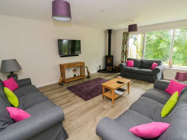 Cherry - Woodland Cottages in Bowness-in-Windermere - sleeps 10 people
