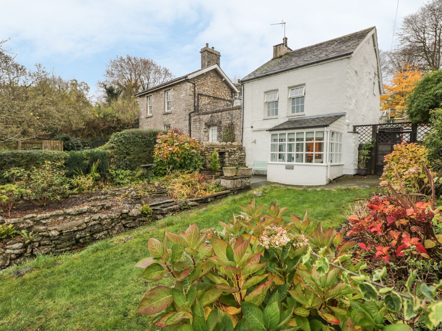 Chestnut Cottage from Sykes Holiday Cottages. Chestnut Cottage is in