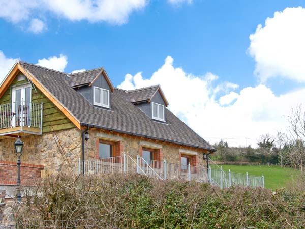 Coach House at The Hollow in Hemford - sleeps 2 people