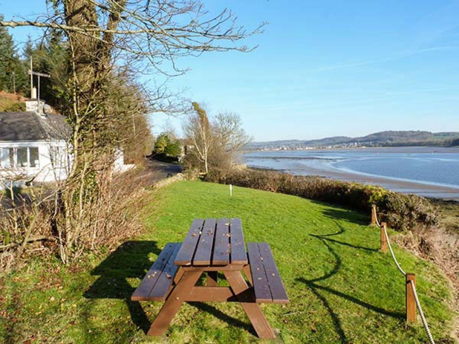 Fish House from Sykes Holiday Cottages. Fish House is in Kirkcudbright
