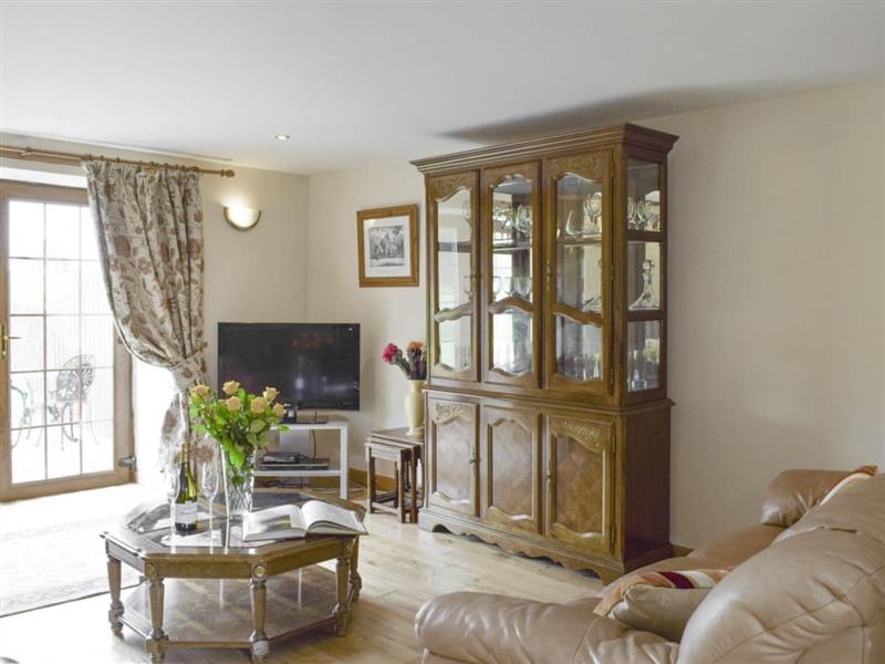 Loch Lomond Farm Cottages - The Stables in Balfron Station, near Stirling - sleeps 6 people