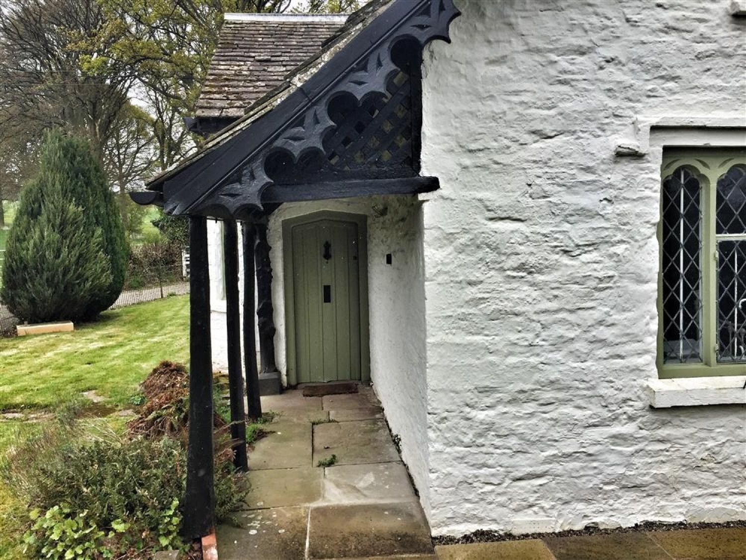 Lower Moor Lodge from Sykes Holiday Cottages. Lower Moor Lodge is in Hay on Wye Pet Friendly Lower Moor Lodge from Sykes Holiday Cottages. Lower Moor Lodge is in Hay on Wye Pet Friendly