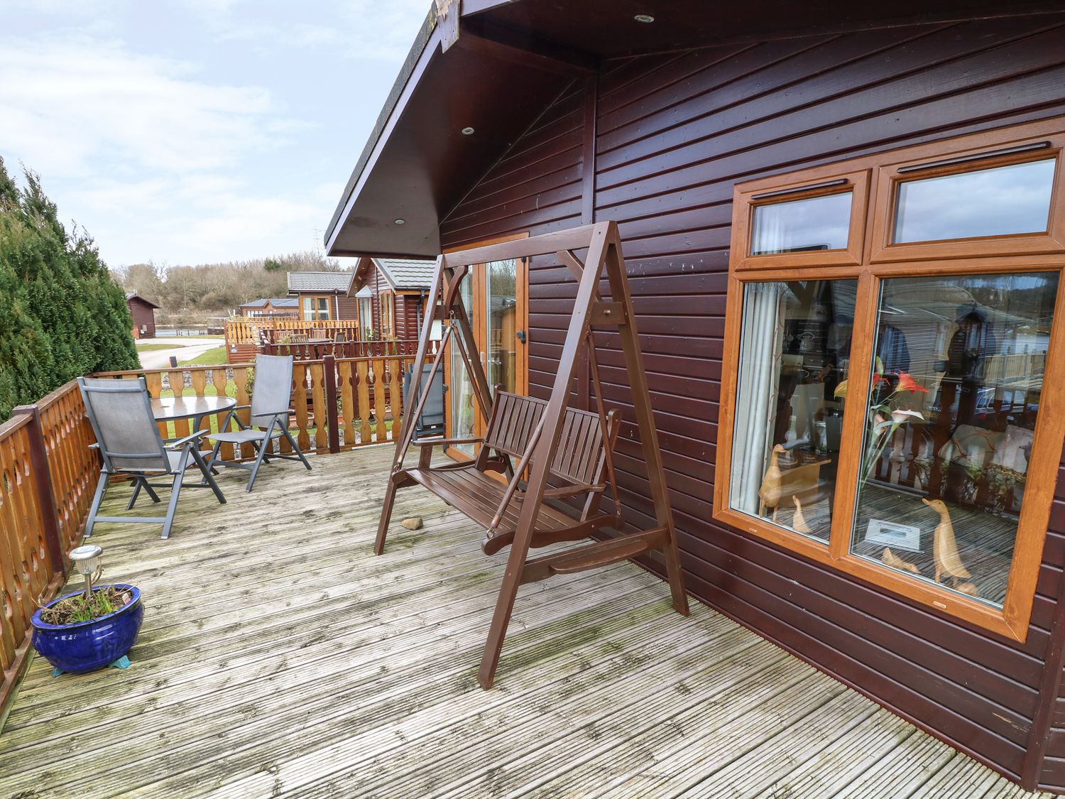 Mallard Lodge from Sykes Holiday Cottages. Mallard Lodge is in South