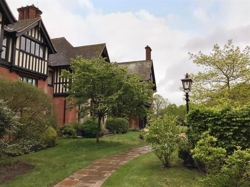 Manor House from Cottages 4 You. Manor House is in Herringswell, near