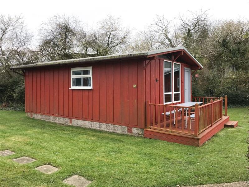 No.15 Tower Country Chalet Park from Cottages 4 You. No.15 Tower Country Chalet Park is in