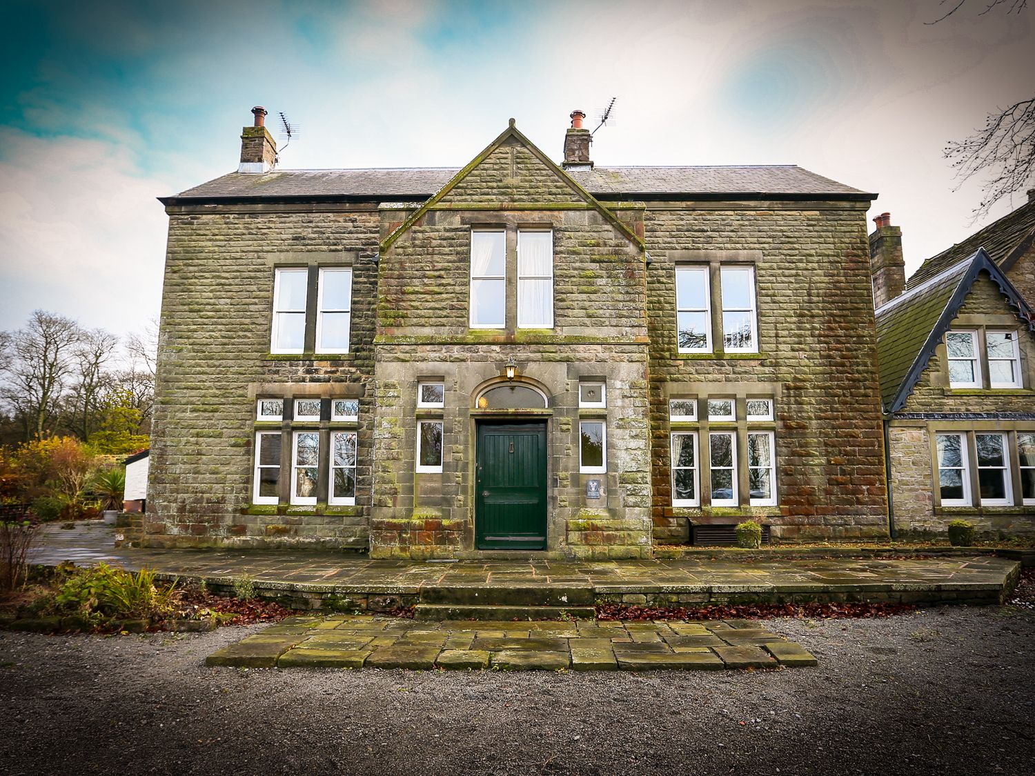 Ridge Hall from Sykes Holiday Cottages. Ridge Hall is in Chapelenle