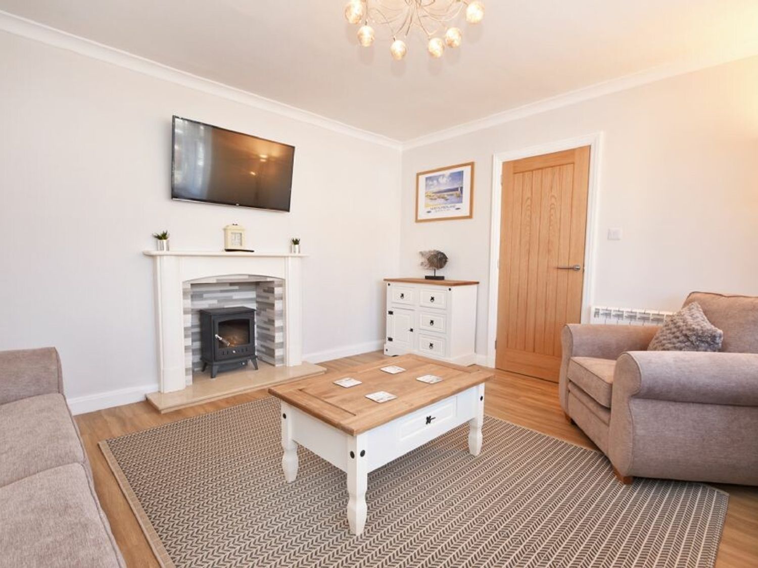 Anchor Lodge from Sykes Holiday Cottages. Anchor Lodge is in Seahouses