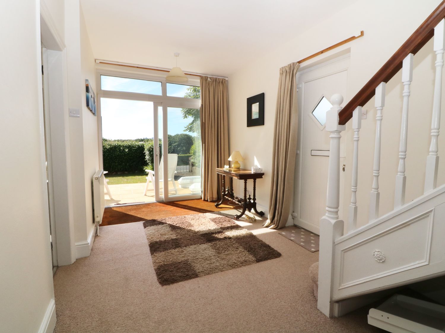 Annedd Wen from Sykes Holiday Cottages. Annedd Wen is in Abersoch Pet