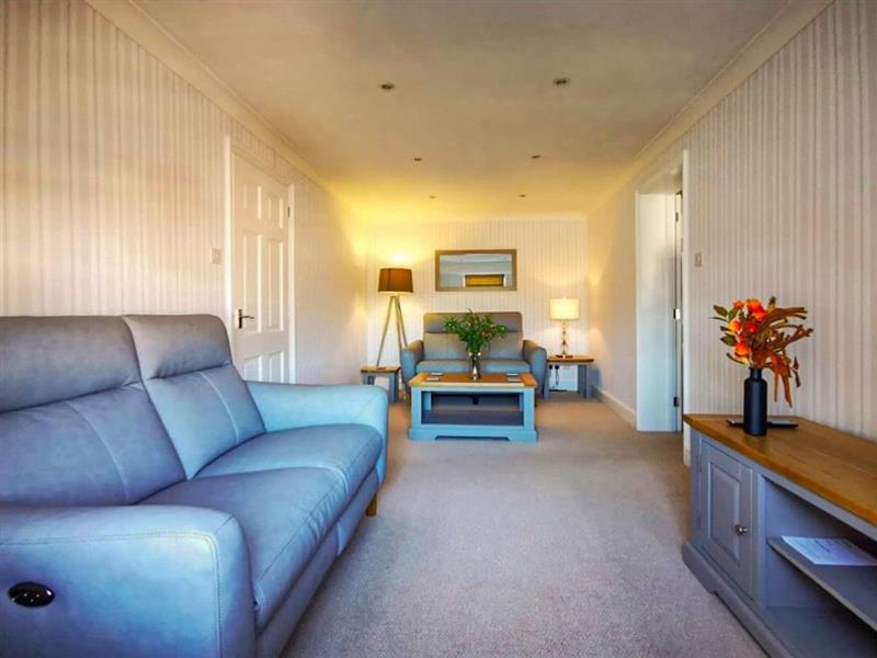 Apartment 9 Barton Manor from Cottages 4 You. Apartment 9 Barton Manor