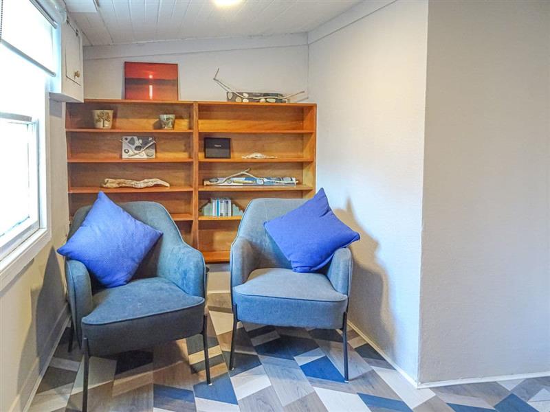 Apostles Back House from Cottages 4 You. Apostles Back House is in