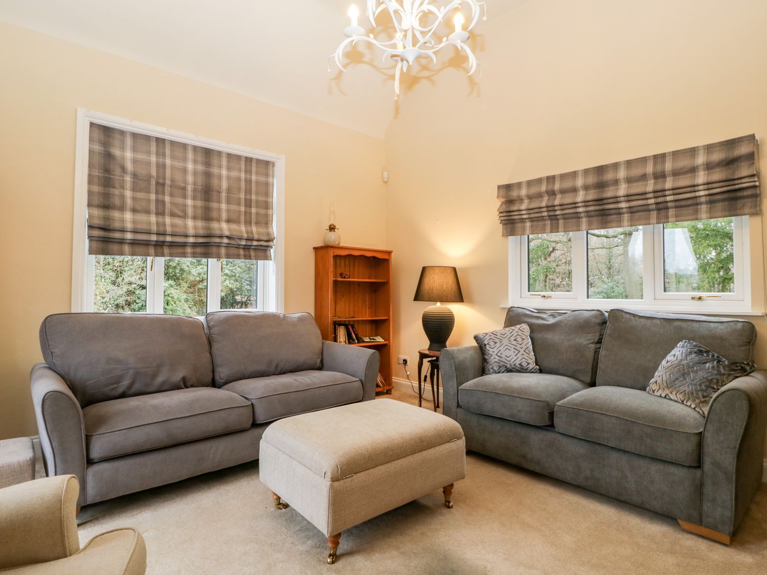 Beau Cottage from Sykes Holiday Cottages. Beau Cottage is in Bewdley Pet Friendly, read reviews