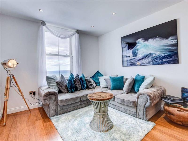 Carhill House The Royal Crescent from Cottages 4 You. Carhill House