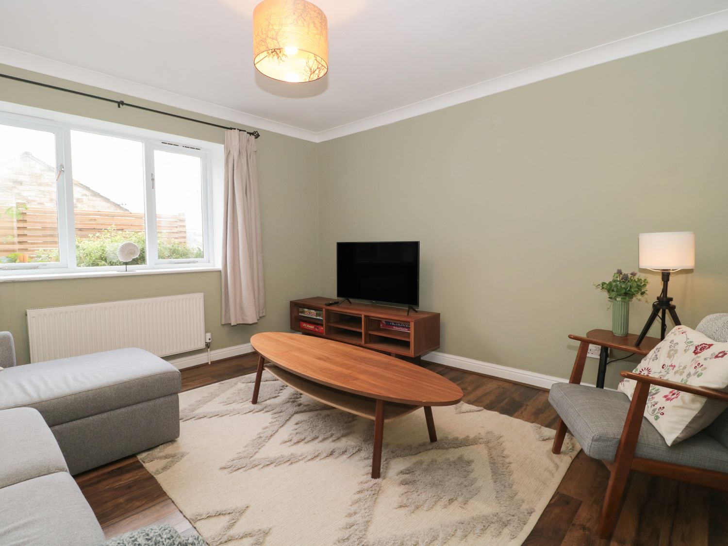 Castle View Annex from Sykes Holiday Cottages. Castle View Annex is in