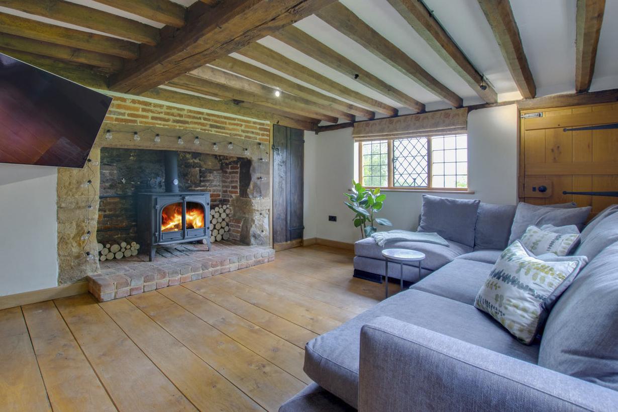 Chiddingstone House from Oliver's Travels. Chiddingstone House is in