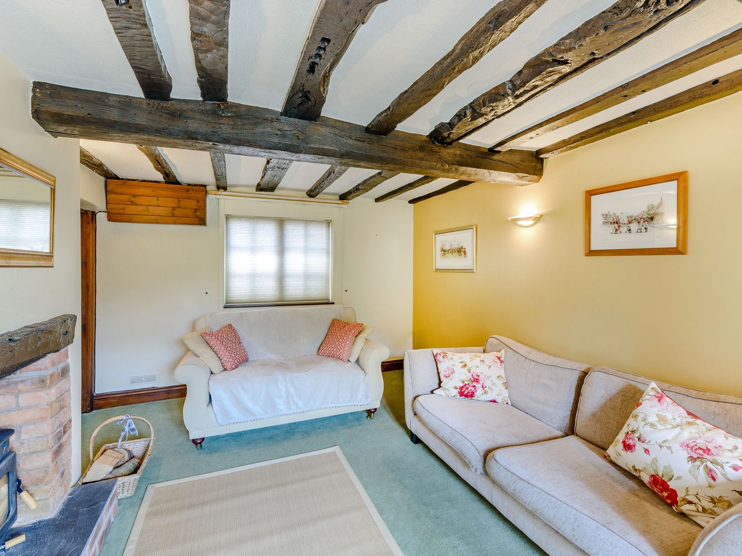 Darwen from Sykes Holiday Cottages. Darwen is in Abbots Bromley Pet