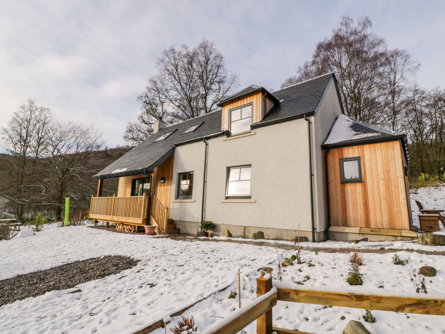 Fois House from Sykes Holiday Cottages. Fois House is in Callander