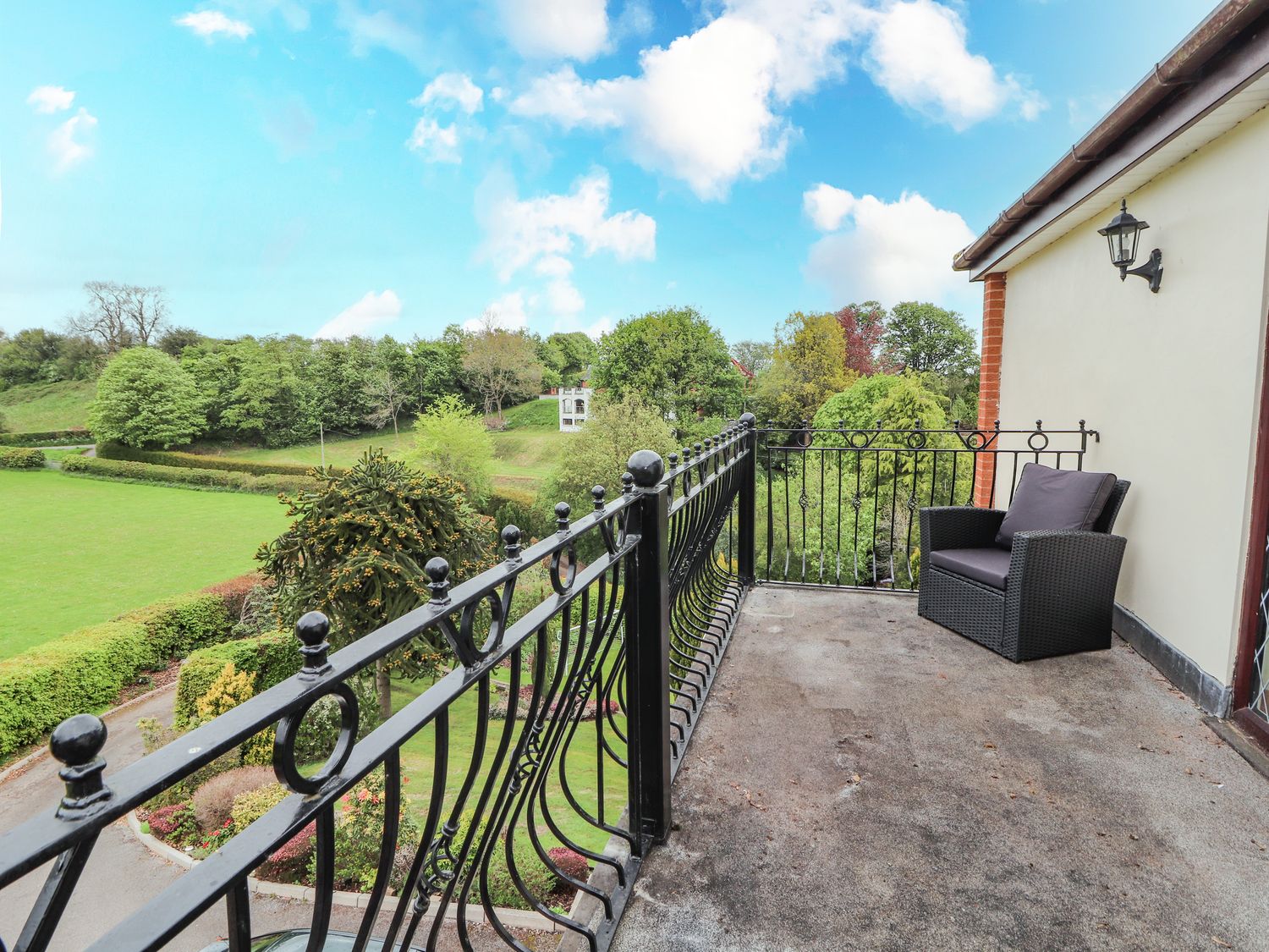 Freshwinds from Sykes Holiday Cottages. Freshwinds is in Ashley near