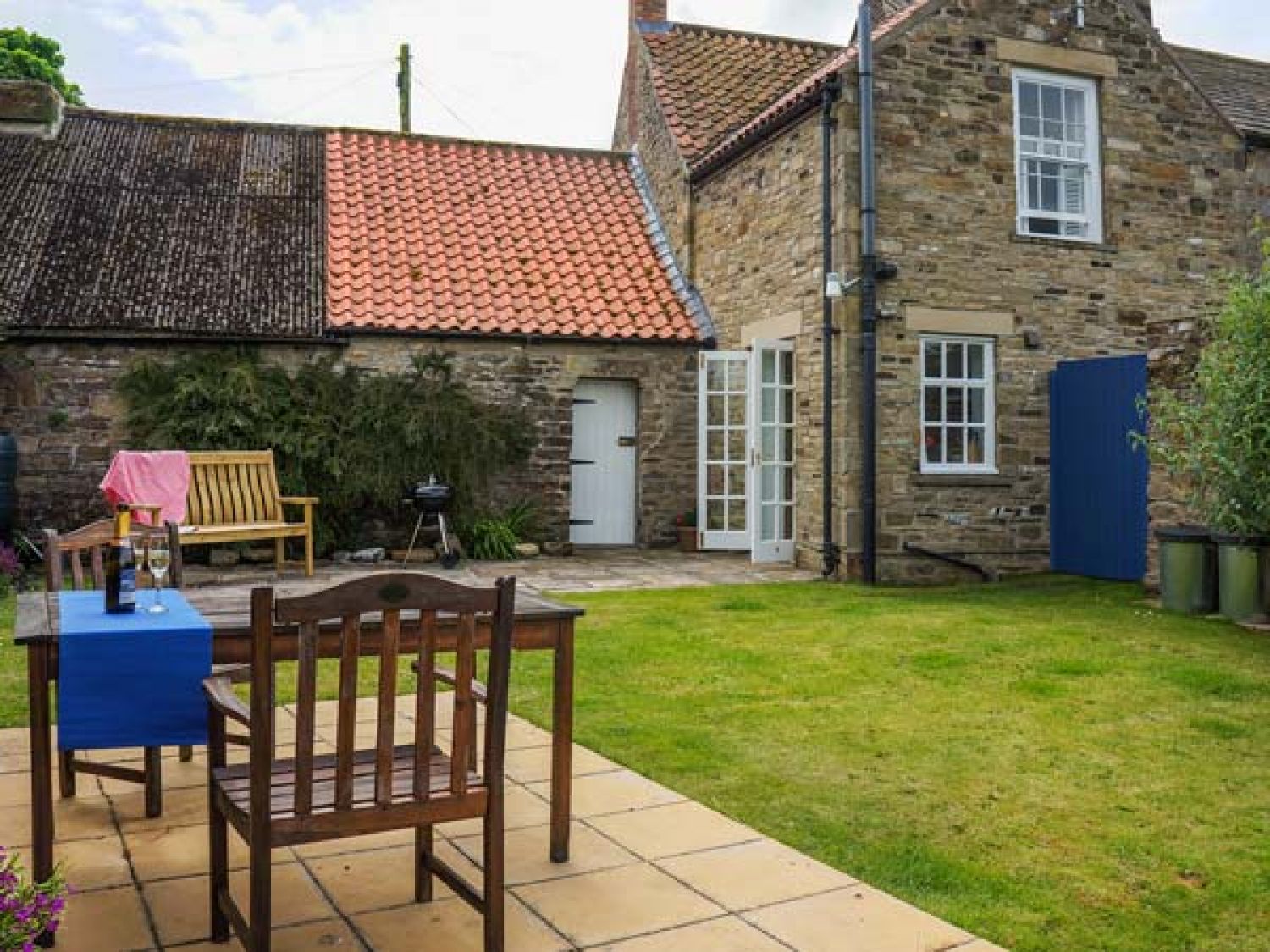 Garden Cottage from Sykes Holiday Cottages. Garden Cottage is in