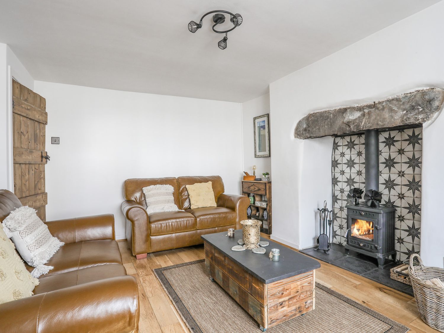 Gorlan from Sykes Holiday Cottages. Gorlan is in TalYBont Pet