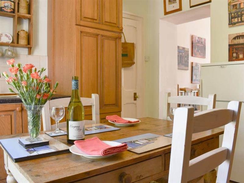 Gunns Apartments Burlington from Cottages 4 You. Gunns Apartments