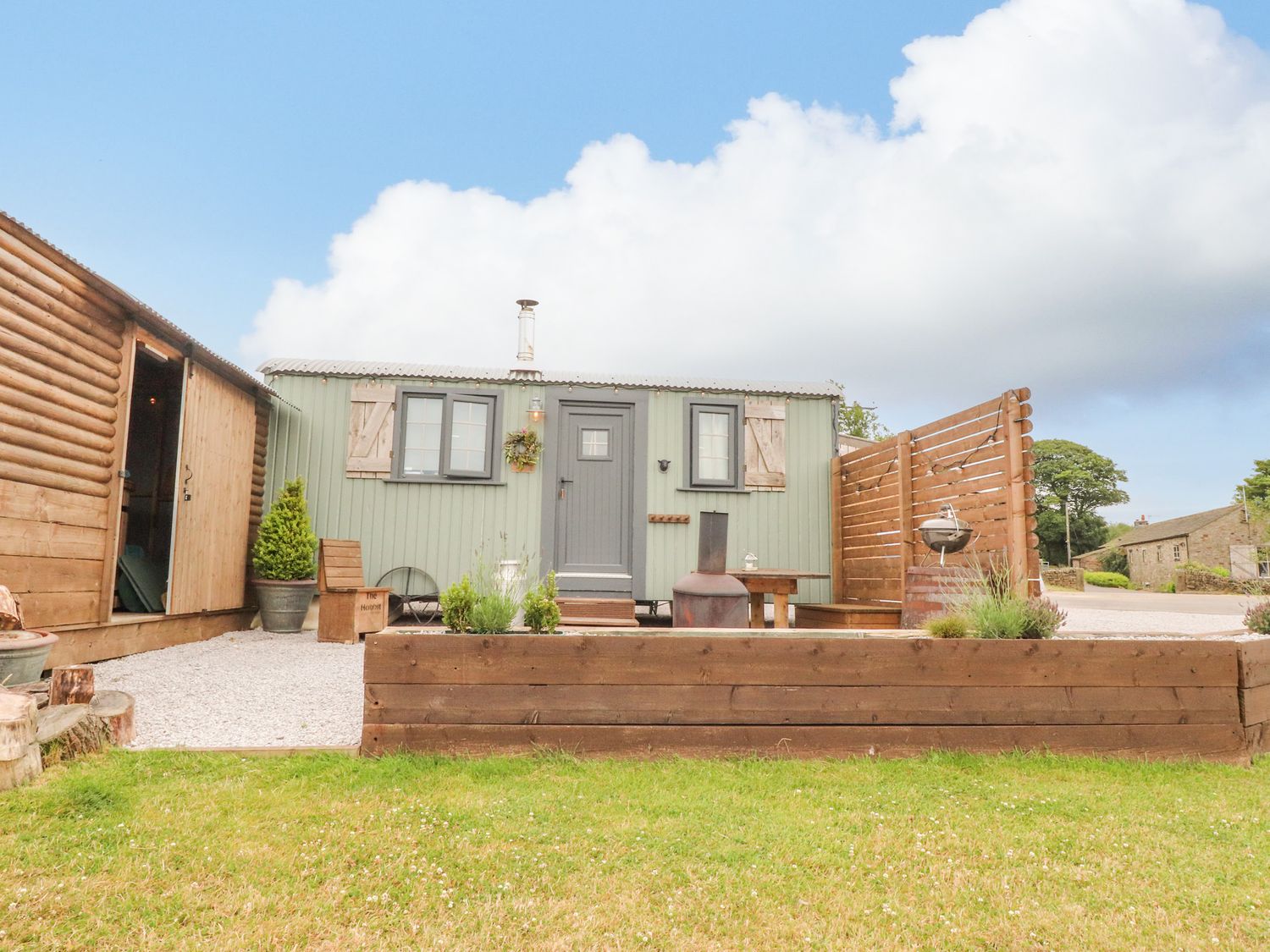 Heather Hut at Copy House Hideaway from Sykes Holiday Cottages. Heather ...