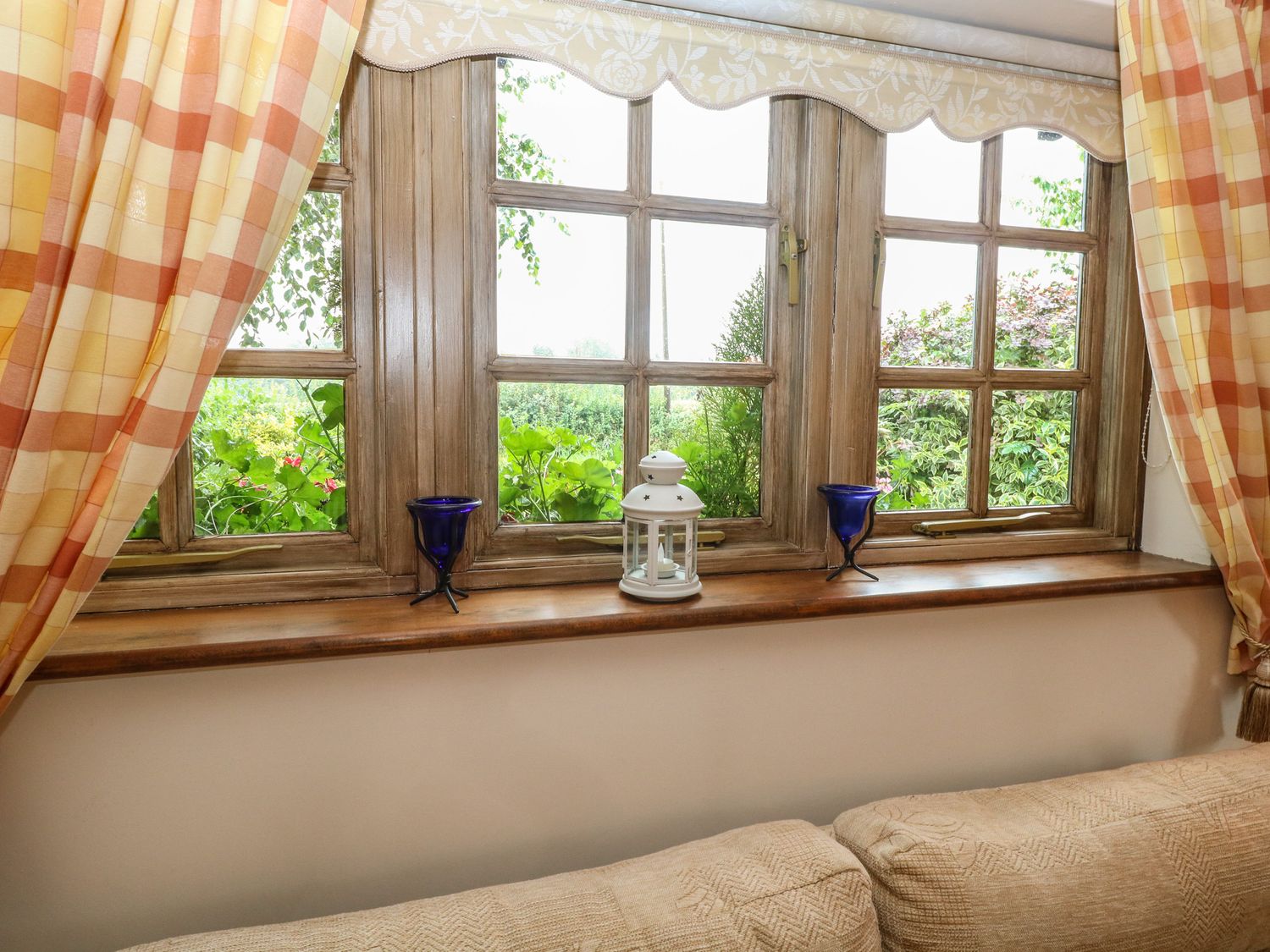 Hunters Cottage Annex from Sykes Holiday Cottages. Hunters Cottage