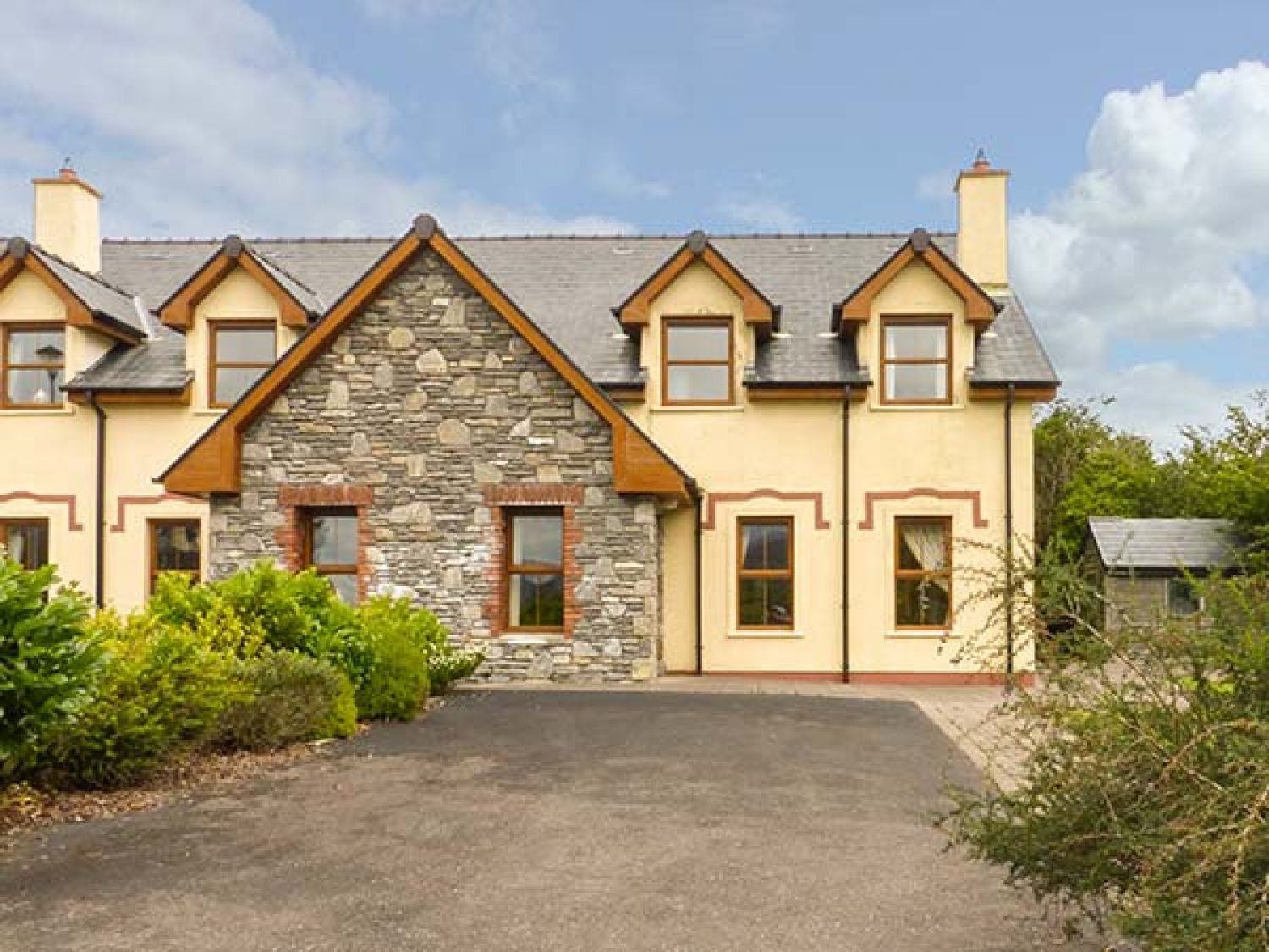Kenmare Bay Cottage from Sykes Holiday Cottages. Kenmare Bay Cottage is