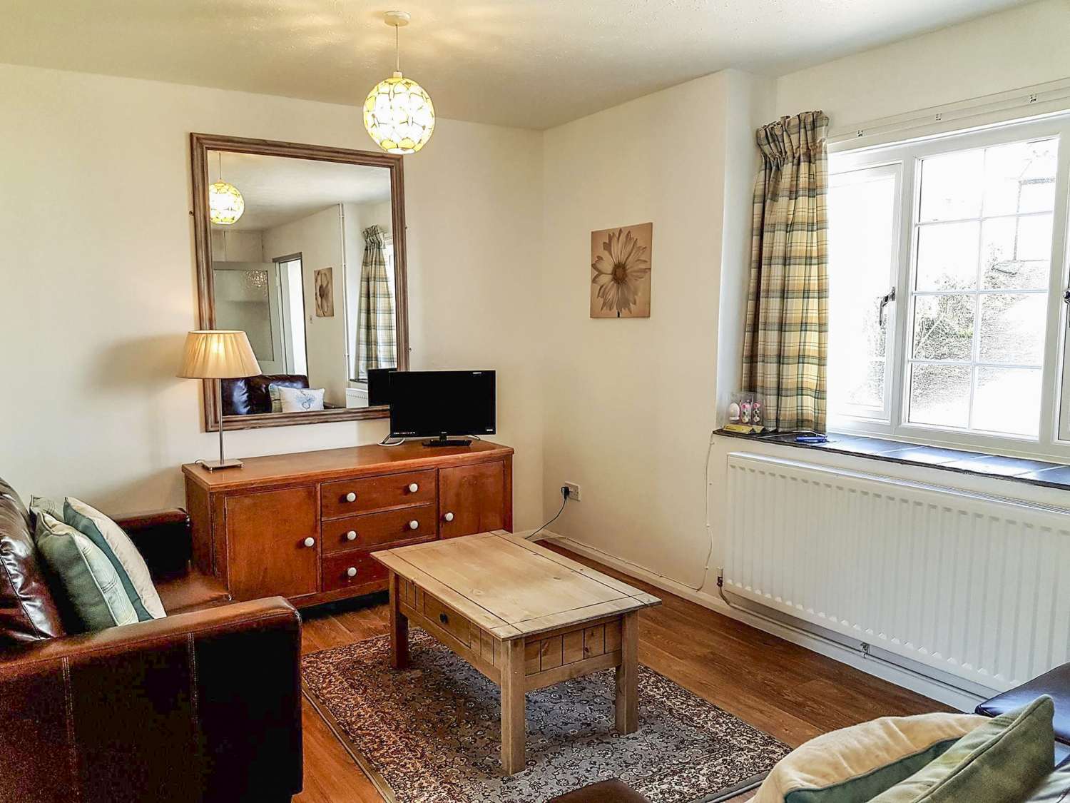 Kingfisher Cottage from Sykes Holiday Cottages. Kingfisher Cottage is