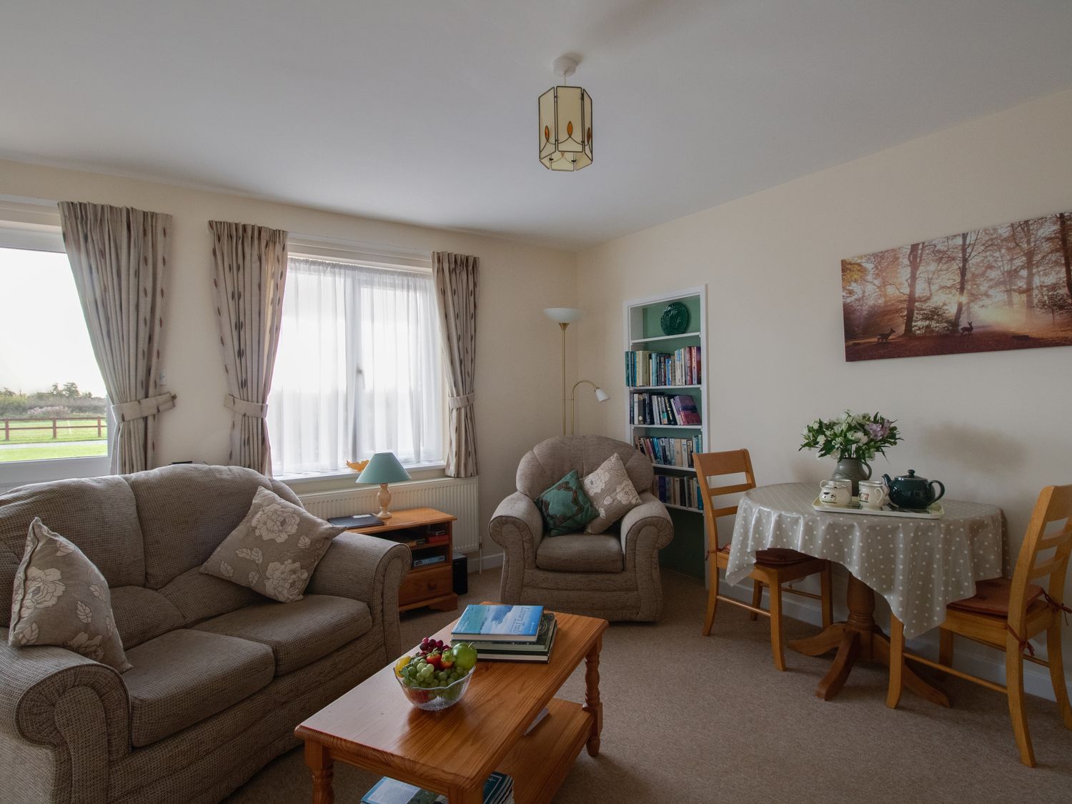 Little Barn from Sykes Holiday Cottages. Little Barn is in Cucklington