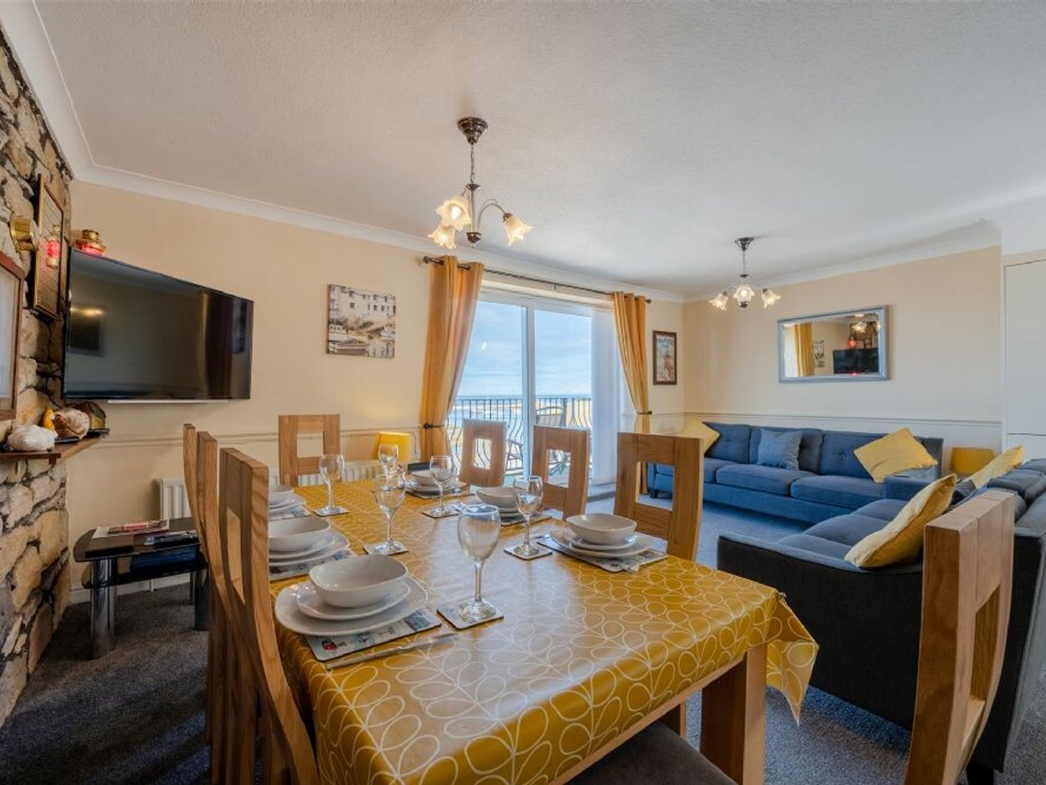 Lobster Lodge from Sykes Holiday Cottages. Lobster Lodge is in