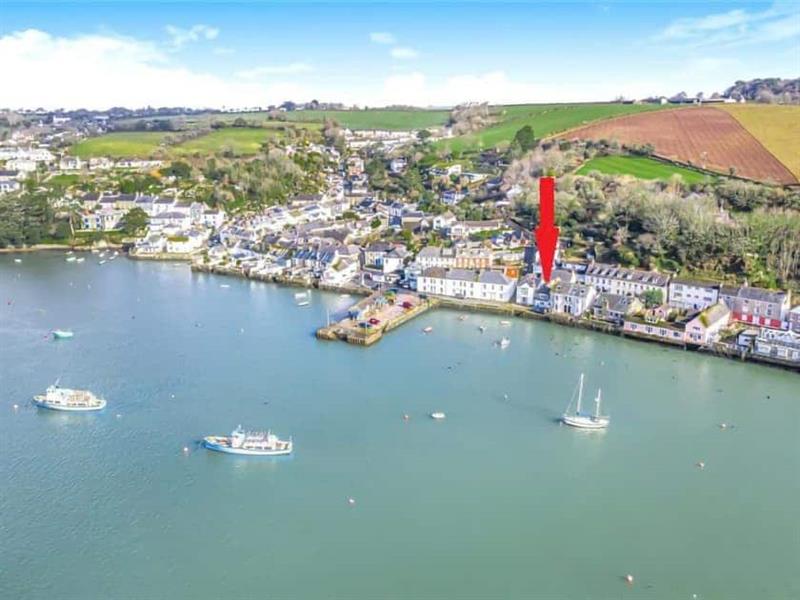 Quay Cottage from Cottages 4 You. Quay Cottage is in Flushing, Cornwall