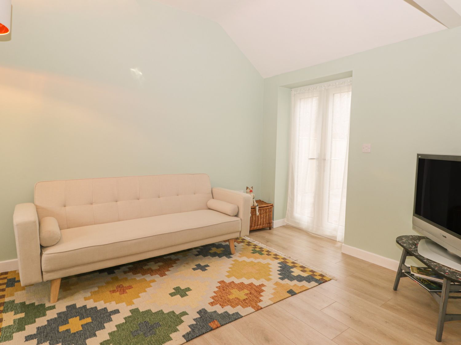 Robin's Nest Cottage from Sykes Holiday Cottages. Robin's Nest Cottage