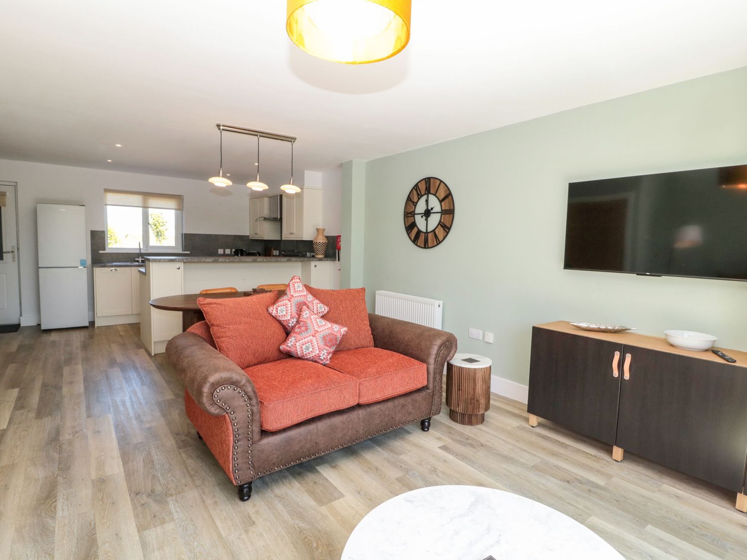 Rose Lodge from Sykes Holiday Cottages. Rose Lodge is in High Newtonby