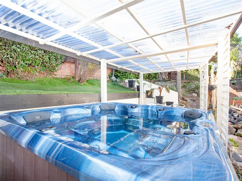 Sea View from Cottages 4 You. Sea View is in Paignton, Devon Pet