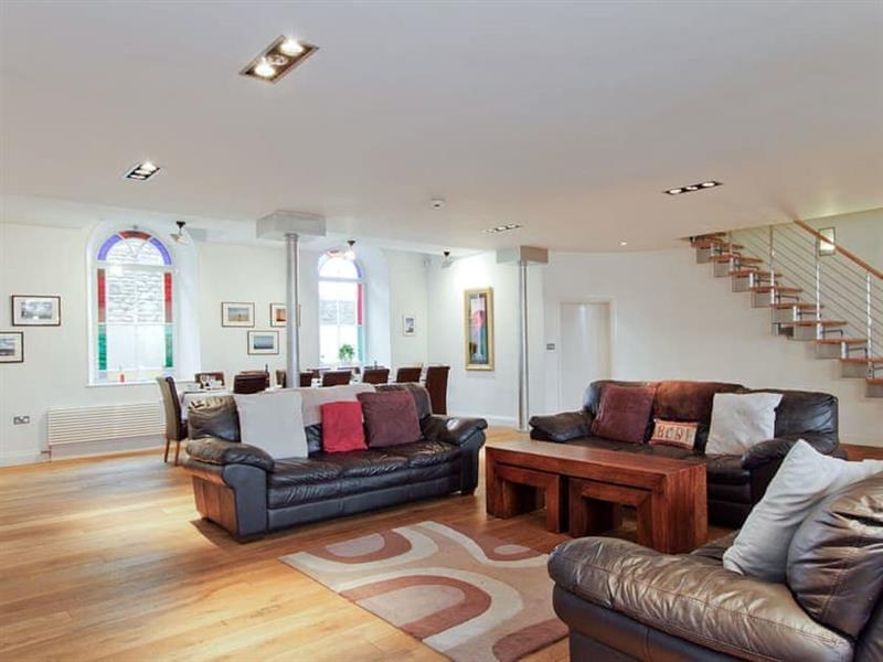 Springfield House from Cottages 4 You. Springfield House is in