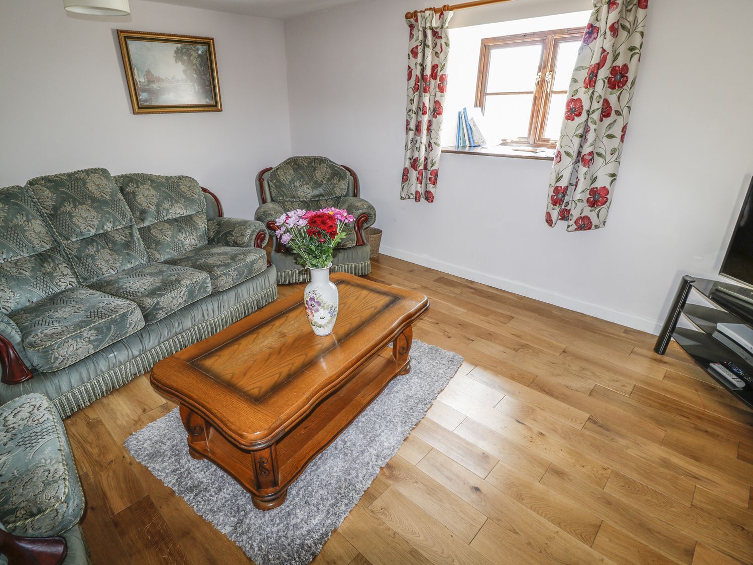 Sunnymead Cottage from Sykes Holiday Cottages. Sunnymead Cottage is in