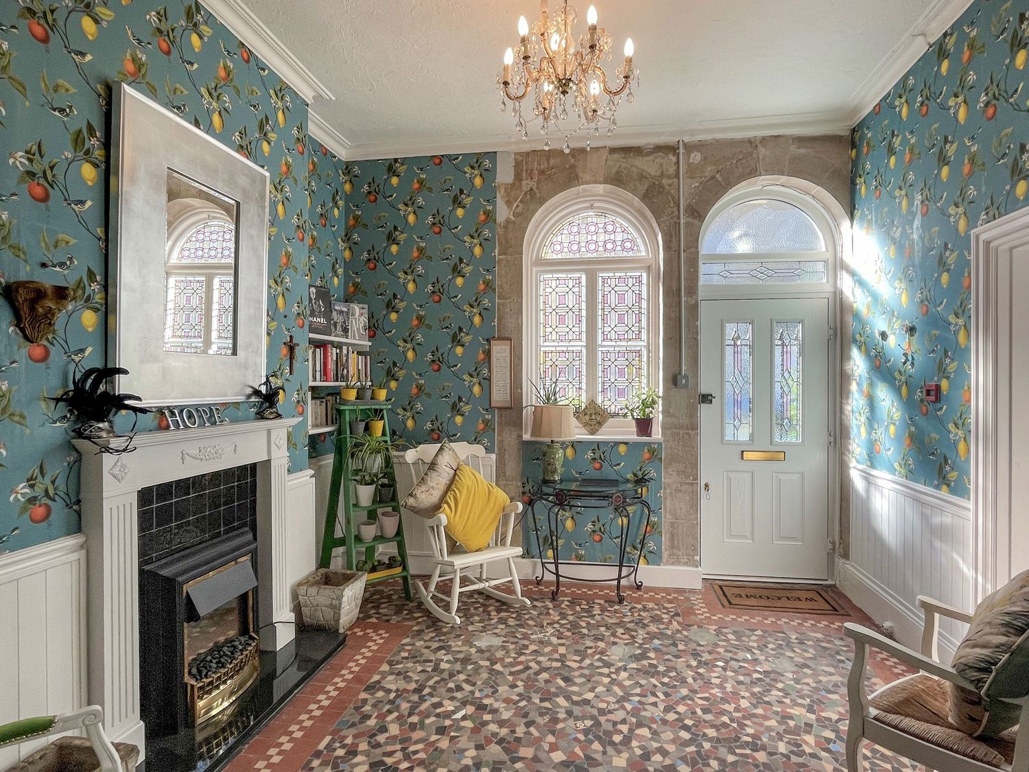 Swanage Beach House from Sykes Holiday Cottages. Swanage Beach House is