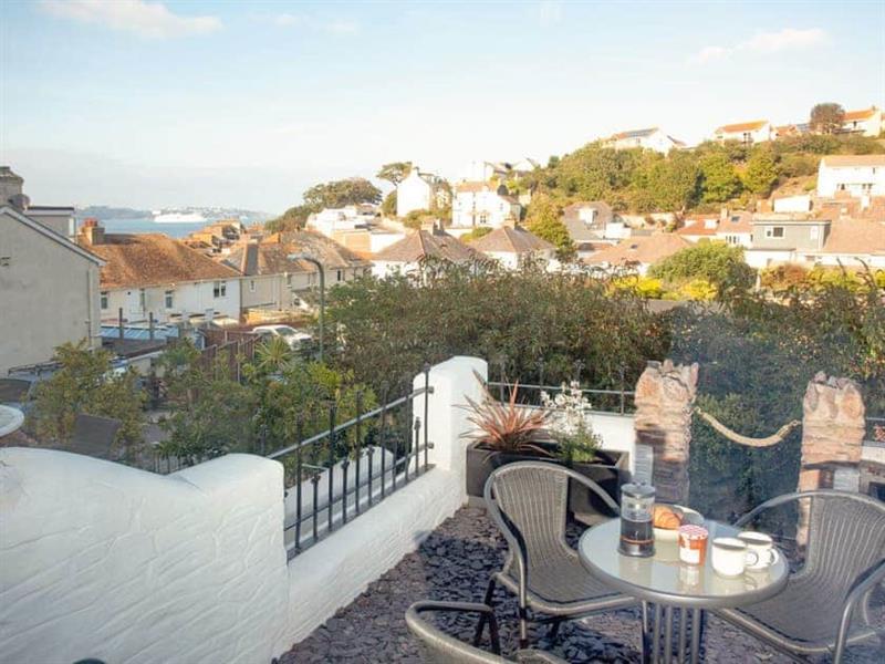 The Lookout 43 from Cottages 4 You. The Lookout 43 is in Brixham, Devon