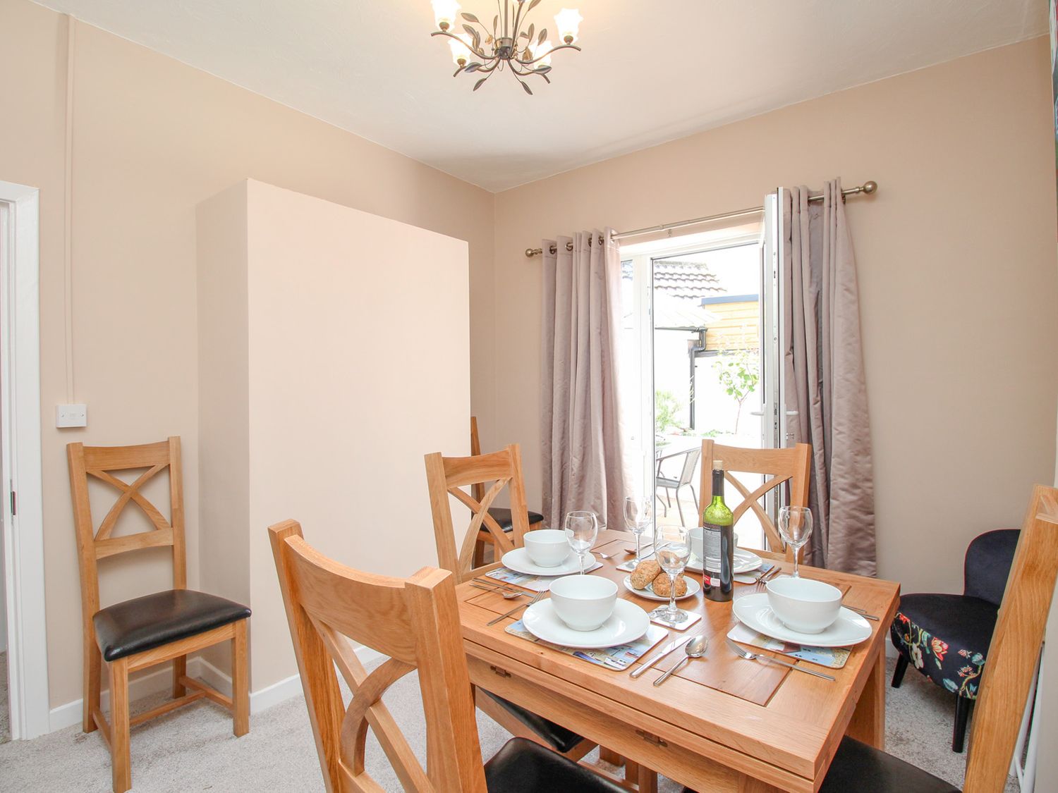 The Skipper's House from Sykes Holiday Cottages. The Skipper's House is