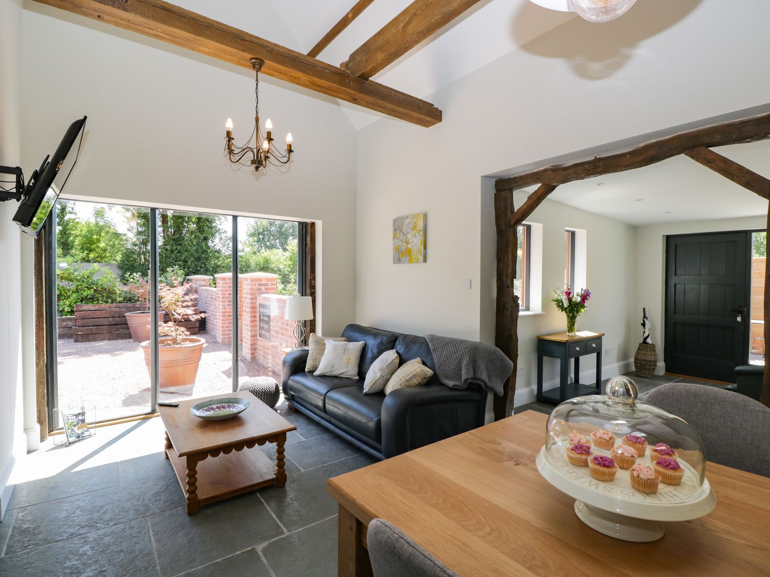 The Stables from Sykes Holiday Cottages. The Stables is in Cross Keys