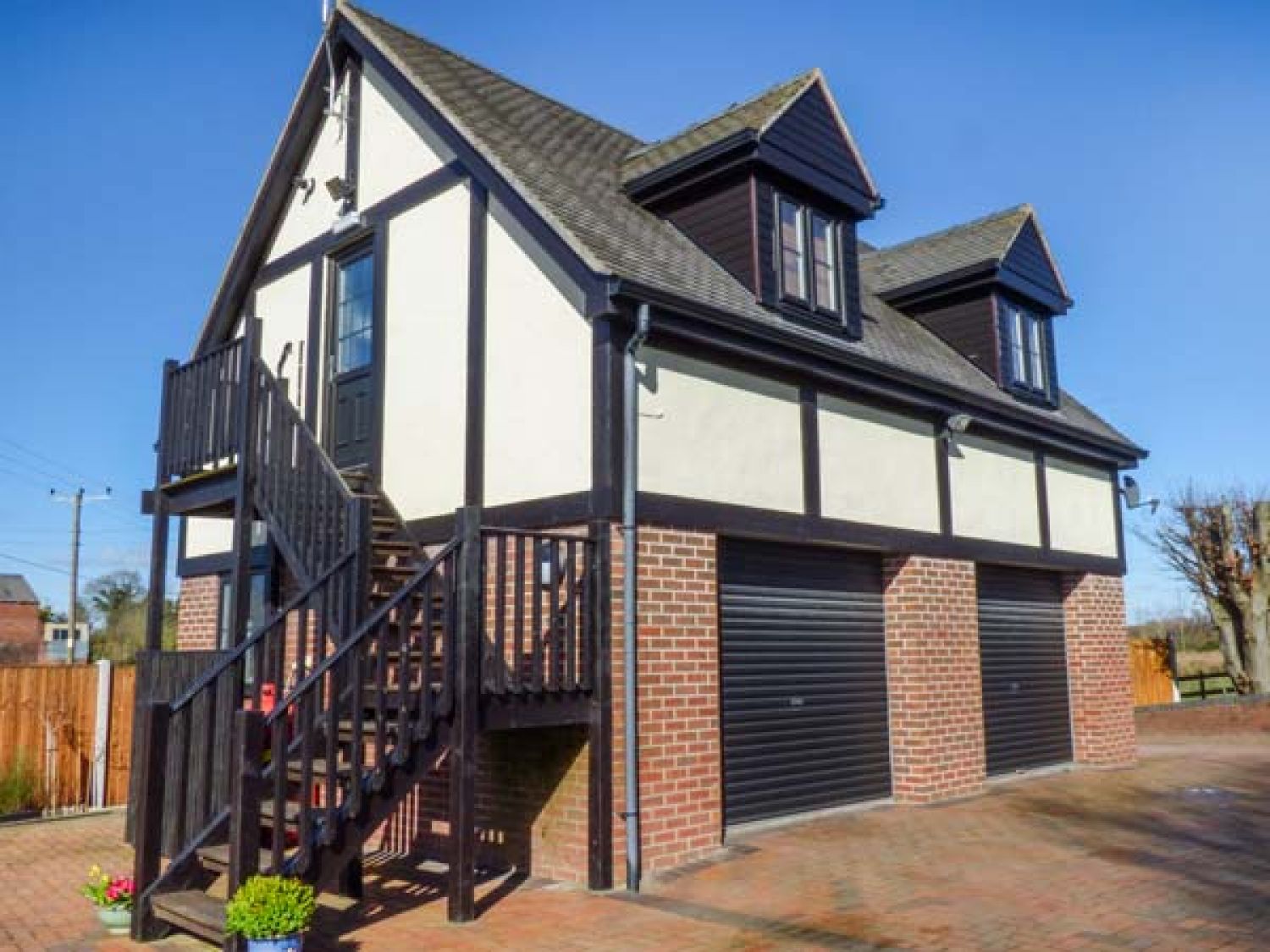 The Wynnstead Annexe from Sykes Holiday Cottages. The Wynnstead Annexe