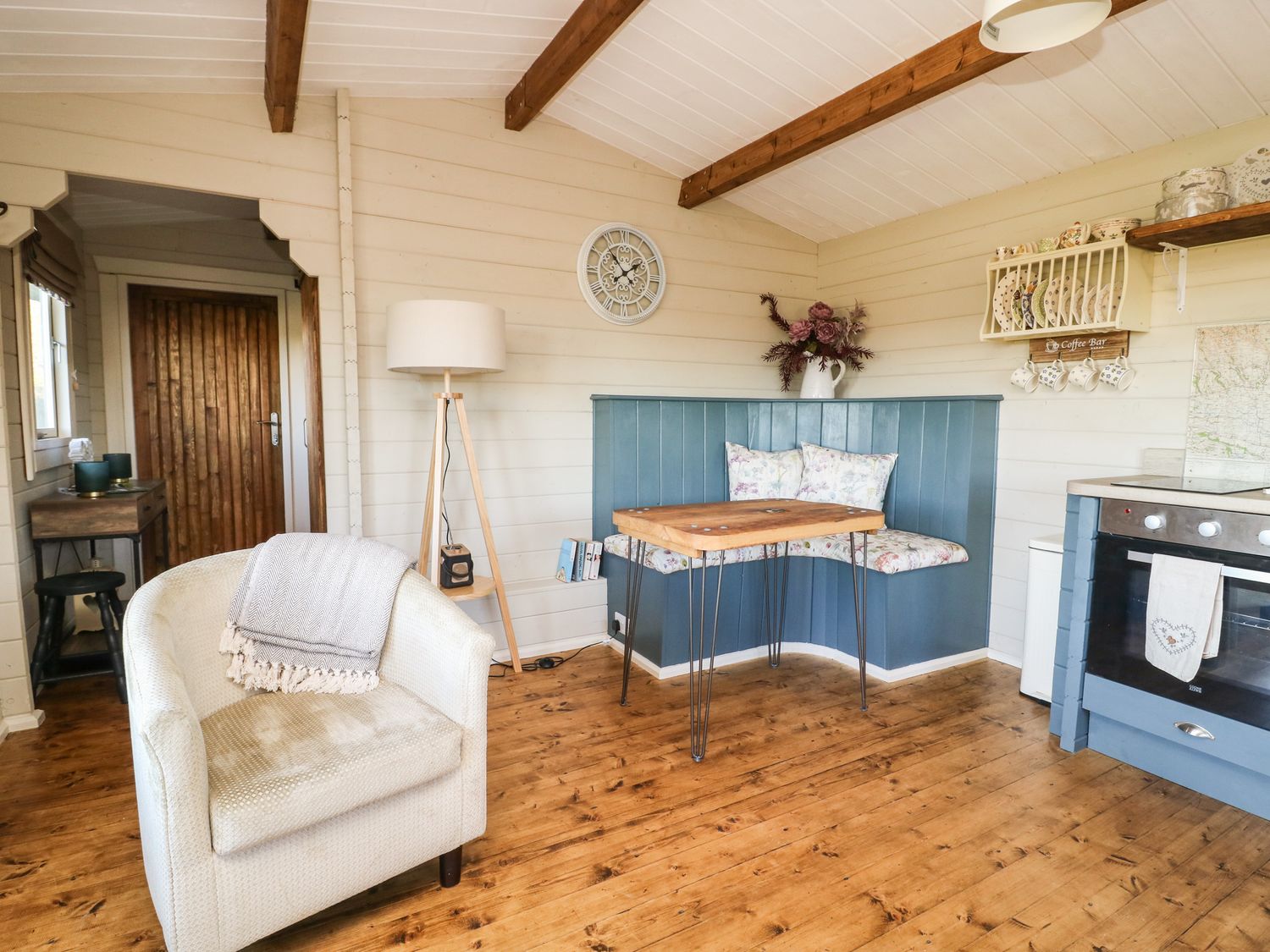 Westfield Lodge from Sykes Holiday Cottages. Westfield Lodge is in Terrington near Sheriff